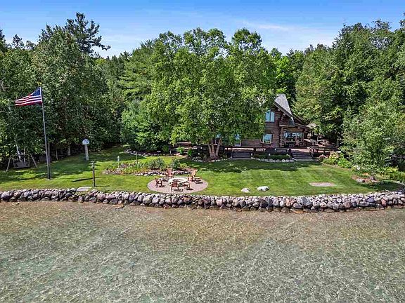 5th image of 279 N West Torch Lake Dr