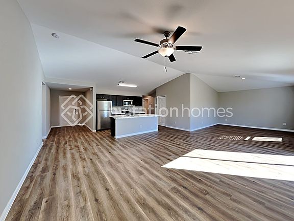 5th image of 25239 Alcazar Dr