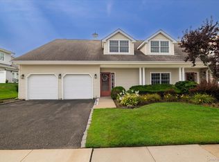 196 Pond View Drive, Port Washington, NY 11050