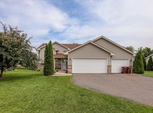723 7th St N, Montrose, MN 55363