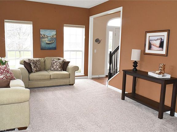 4th image of 1621 Strauss Ln