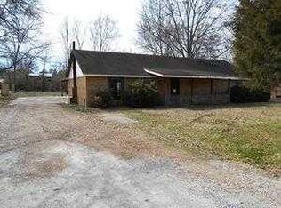 116 Grenada Ln, Greenwood, MS 38930