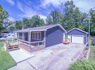 8306 N Lisa Dr, Columbia, MO 65202