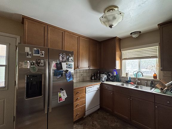 4th image of 1643 S Grant St #1643
