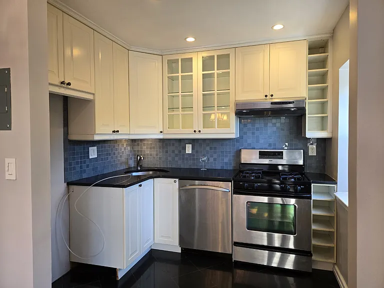 1575 Center Ave — Photo 23