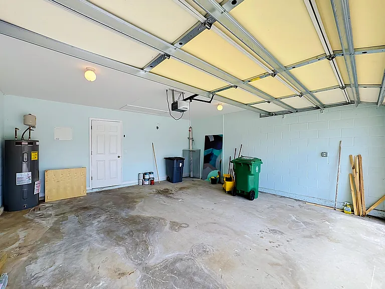 6416 Las Palmas Way — Photo 29