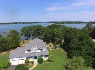 119 Pine Tree Dr, Reedville, VA 22539