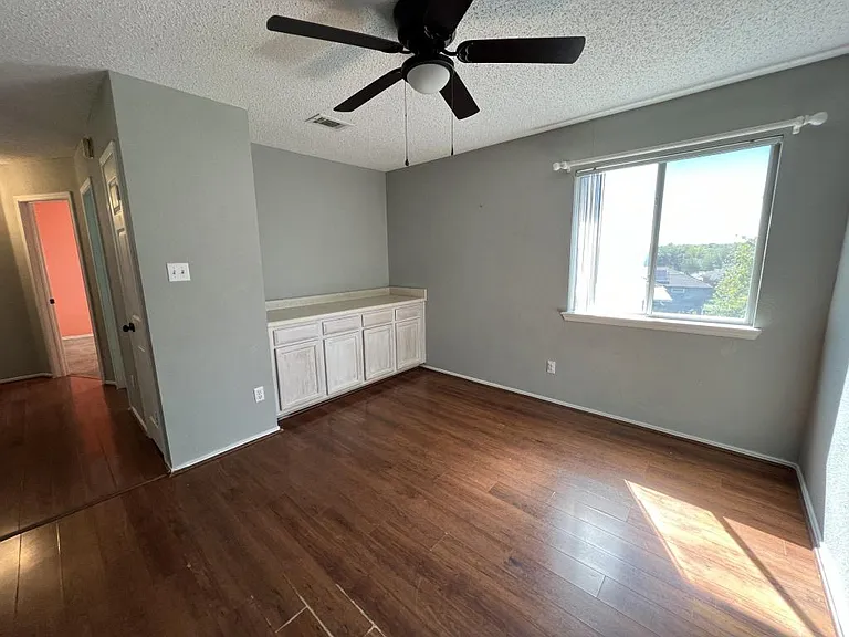 2302 Tracey Ann Ln — Photo 23