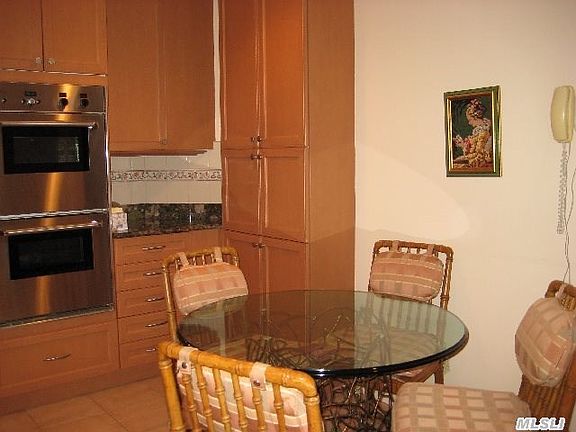 4th image of 1 Portico Ct APT 205