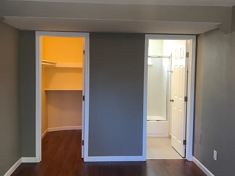 2326 E 21st St #2 — Photo 6