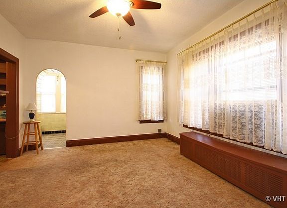 4th image of 4858 N Monticello Ave