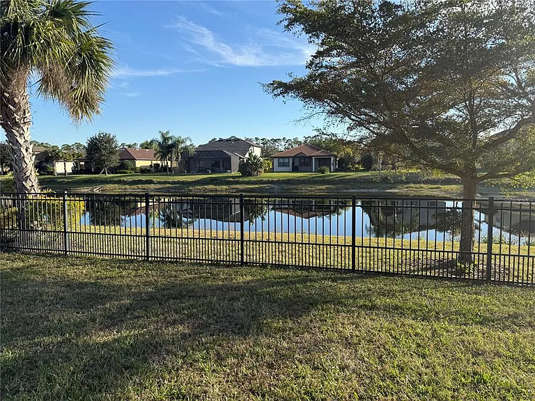 2599 Marton Oak Blvd — Photo 60