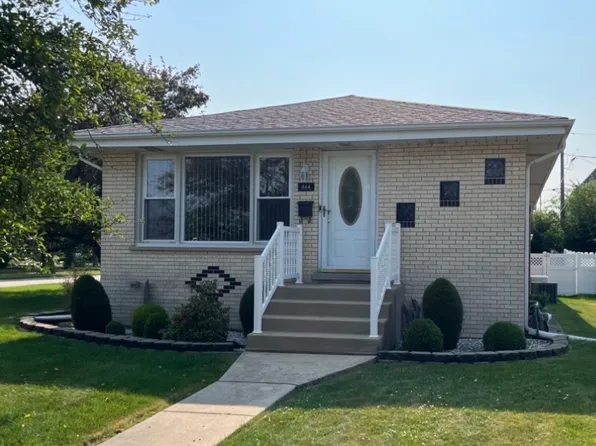 444 S Prospect Ave, Itasca, IL 60143