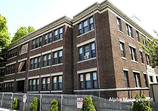 1 bed, 1.0 bath, $1,800 — Photo 2