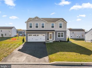 123 Stinson Dr, Honey Brook, PA 19344
