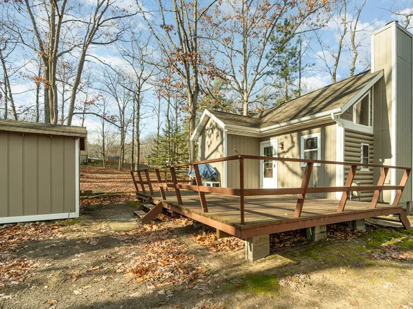 4565 W Pine Dr, Roscommon, MI 48653
