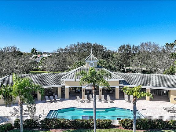 4th image of 13434 Hampton Park Ct