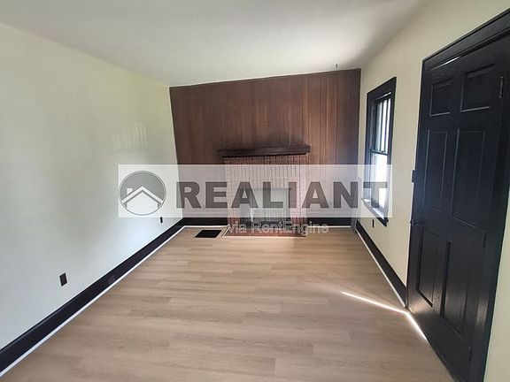 2nd image of 2717 Dakota Ave