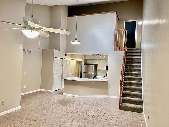 2nd image of 444 SE 14th St #444