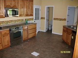 2nd image of 9595 Dunn Rd