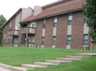 3601 Westwind Dr, Ozark, MO 65721