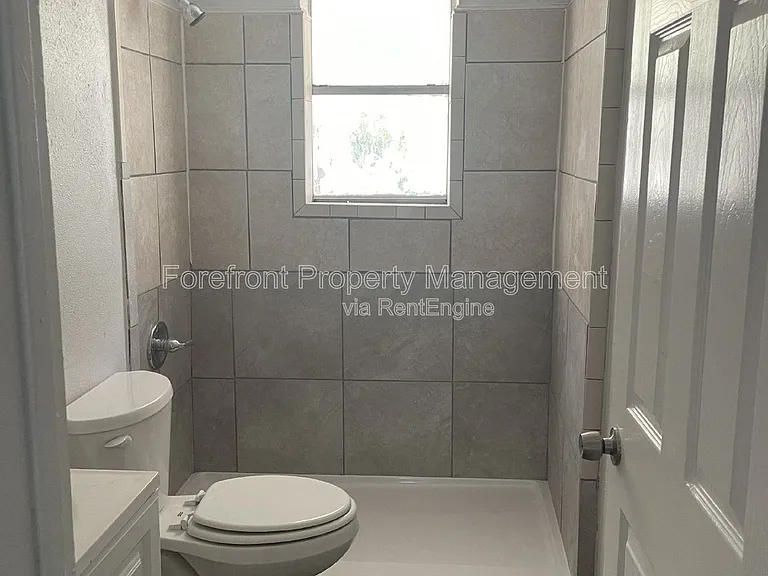 4818 Monterey St #202 — Photo 7