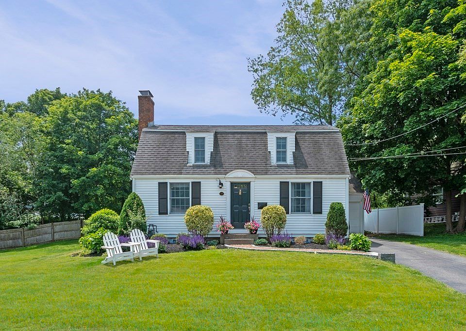 1st image of 13 Bayberry Rd