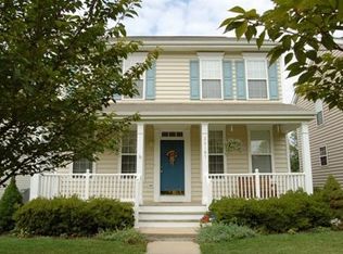 26187 Lands End Dr, Chantilly, VA 20152