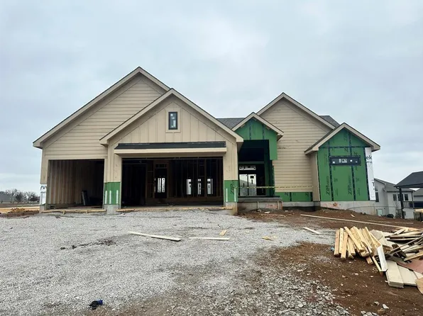 1100 Deer Run Dr, Greenwood, MO 64034