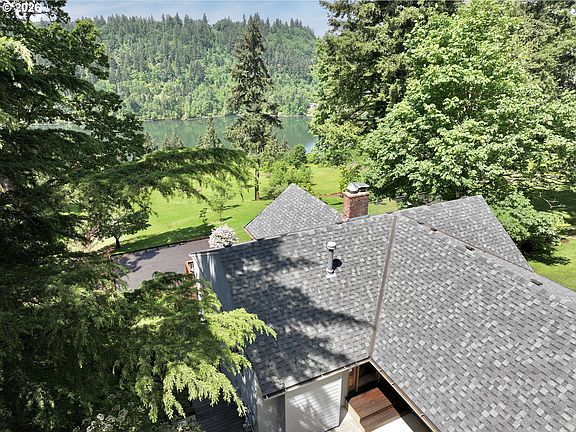 2nd image of 10585 Beutel Rd