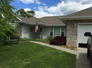 3718 S Christine Ave, Springfield, MO 65804