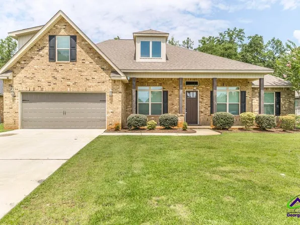 121 Blue Dunn Cir, Perry, GA 31069