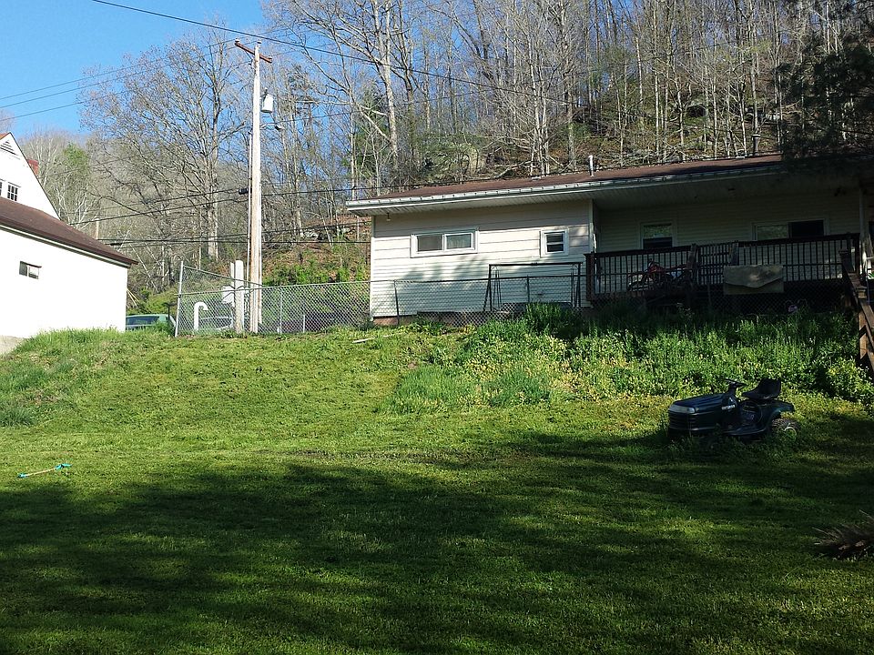 2nd image of 8084 Elk River Rd N