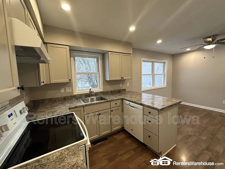 4926 Madison Ave — Photo 25