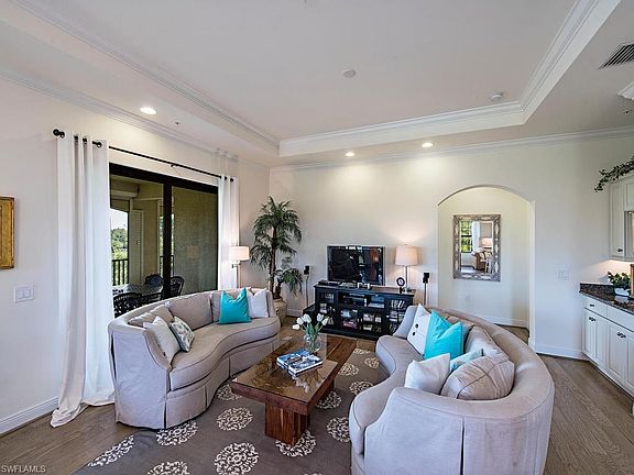 2nd image of 4620 Colony Villas Dr #3