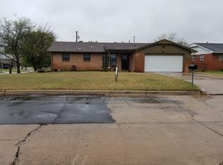 1502 NW 49th St, Lawton, OK 73505