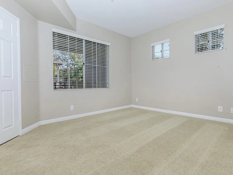 Villas Antonio Apartment Homes — Photo 16