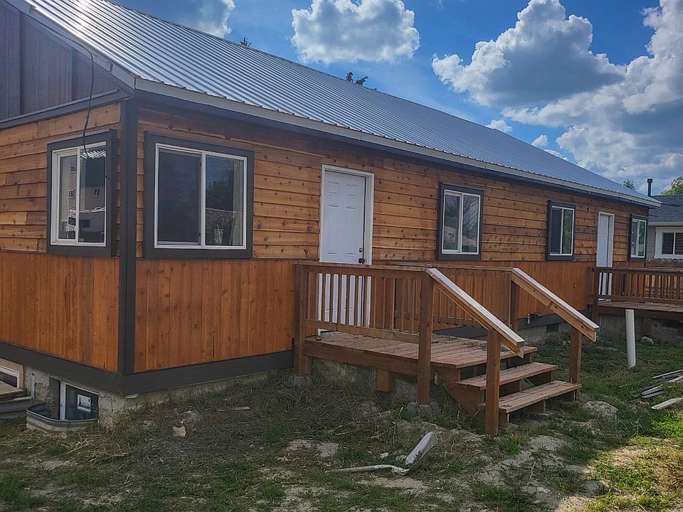 1st image of 120 3rd St SW