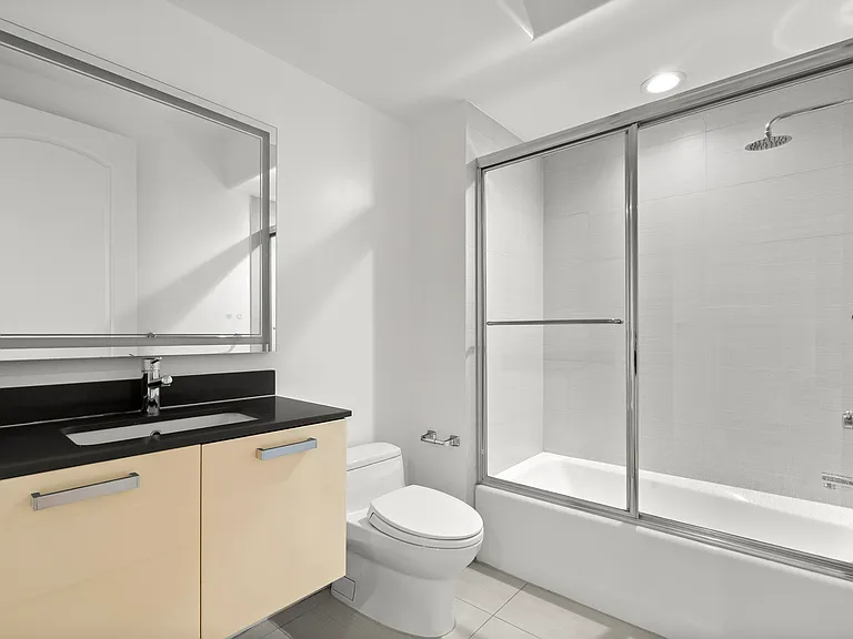 1283 Havenhurst Dr #306 — Photo 11