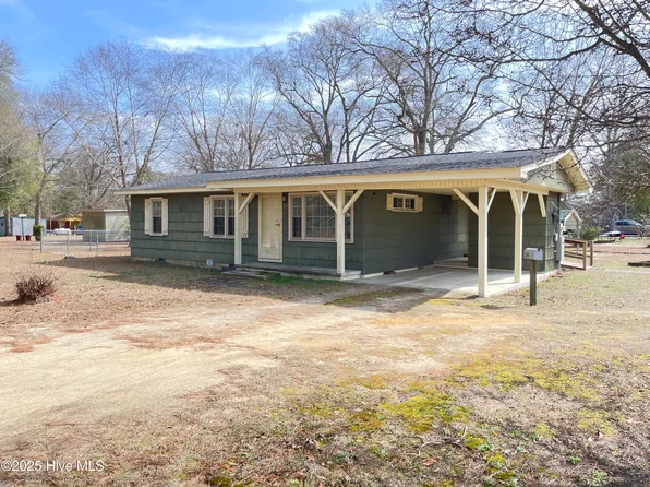 154 Carter Avenue, Garland, NC 28441