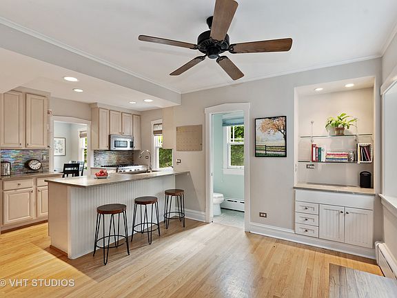 5th image of 2107 Thornwood Ave