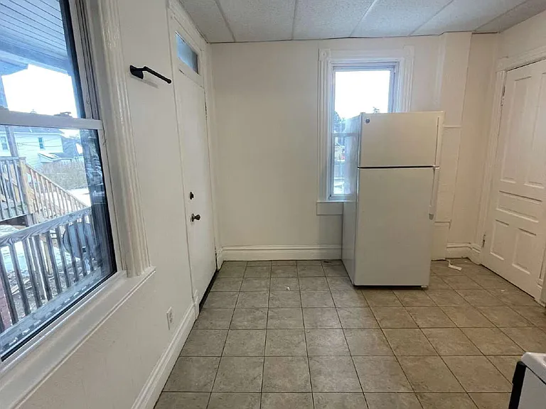 126-136 S Spring Ave #128 — Photo 17
