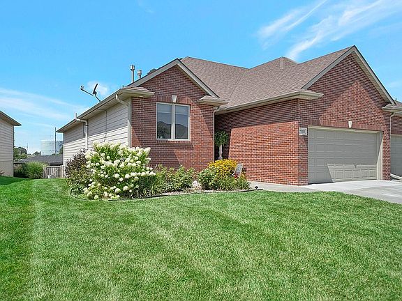 5th image of 7505 Greycliff Dr