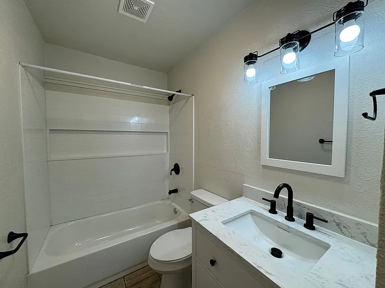 2316 Andover Dr — Photo 15