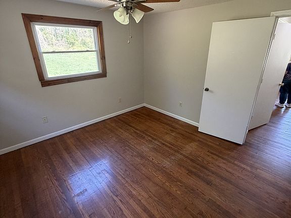 3rd image of 609 C St #4