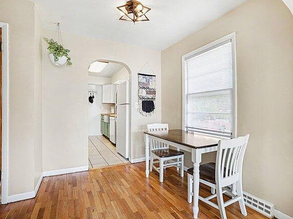 5th image of 33150 Evelyn Ave