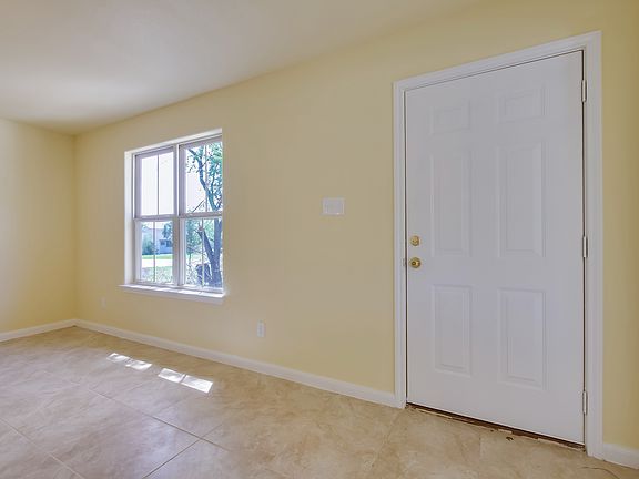 4th image of 7706 Shetland Dr