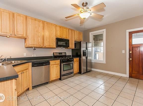3rd image of 1743 W Barry Ave #Coach