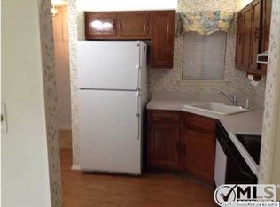 24 Claremont Ct, Red Bank, NJ