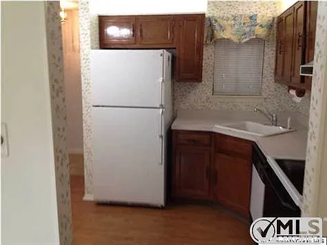 24 Claremont Ct photo 1